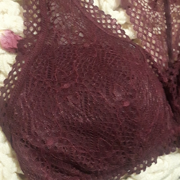 🆕️NWT Victoria's Secret Padded Racerback Bralette - Picture 2 of 8